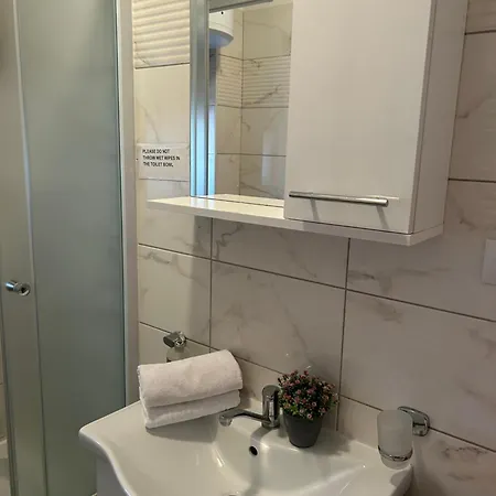 Apartment Nilaj