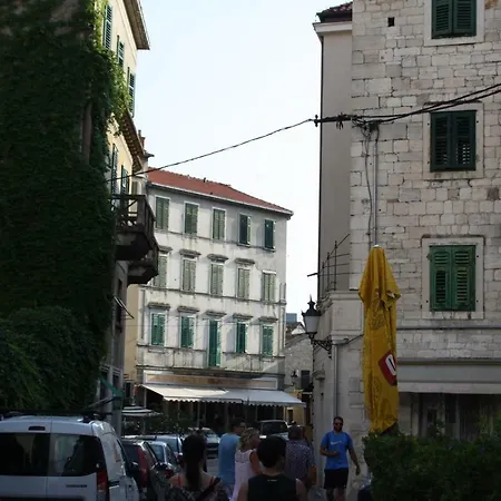 Apartamento Nilaj