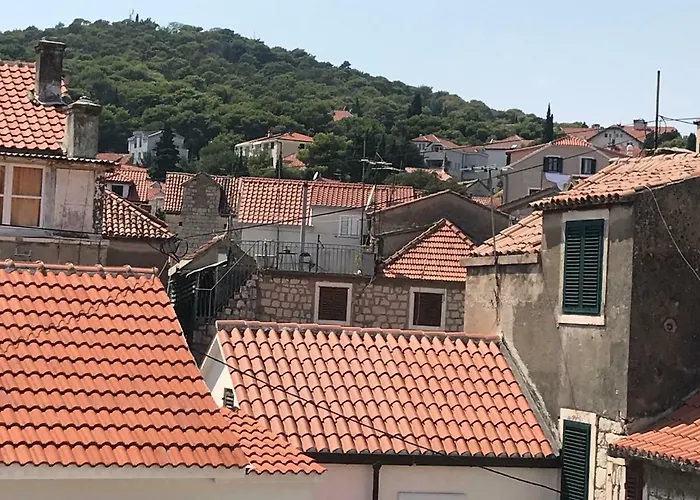 Apartament Nilaj *
